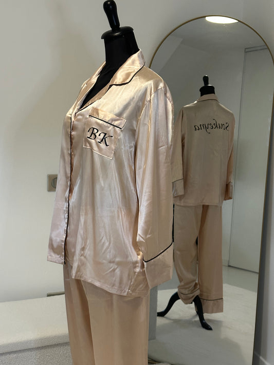 Pyjama en satin – Élégance et confort