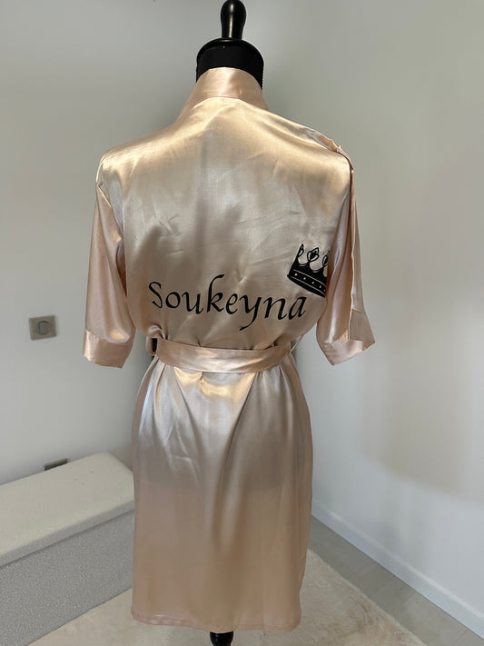 Peignoir en satin – Élégance personnalisée