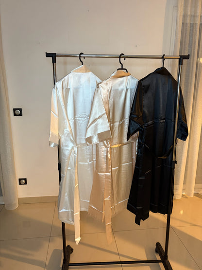 Peignoir en satin – Élégance personnalisée