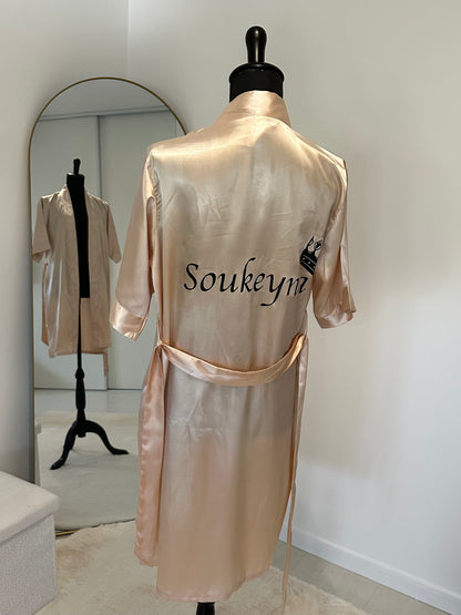 Peignoir en satin – Élégance personnalisée